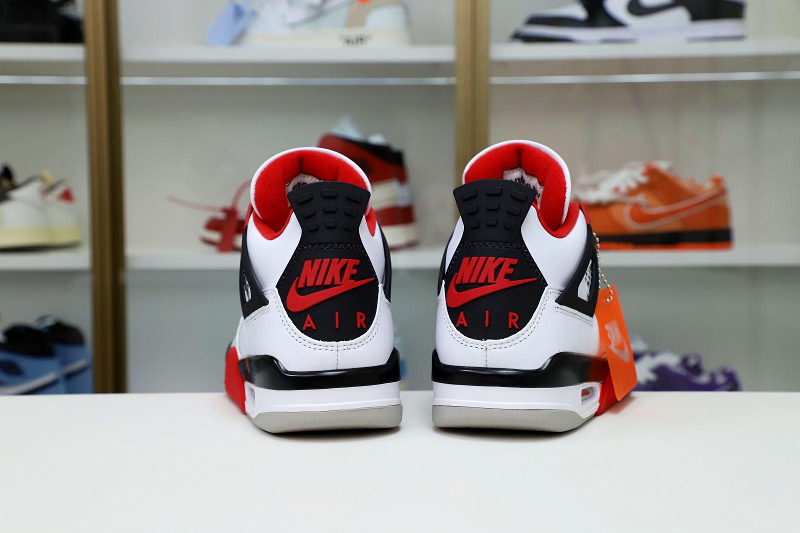 AIR JORDAN 4 RETRO 'FIRE RED' 2012