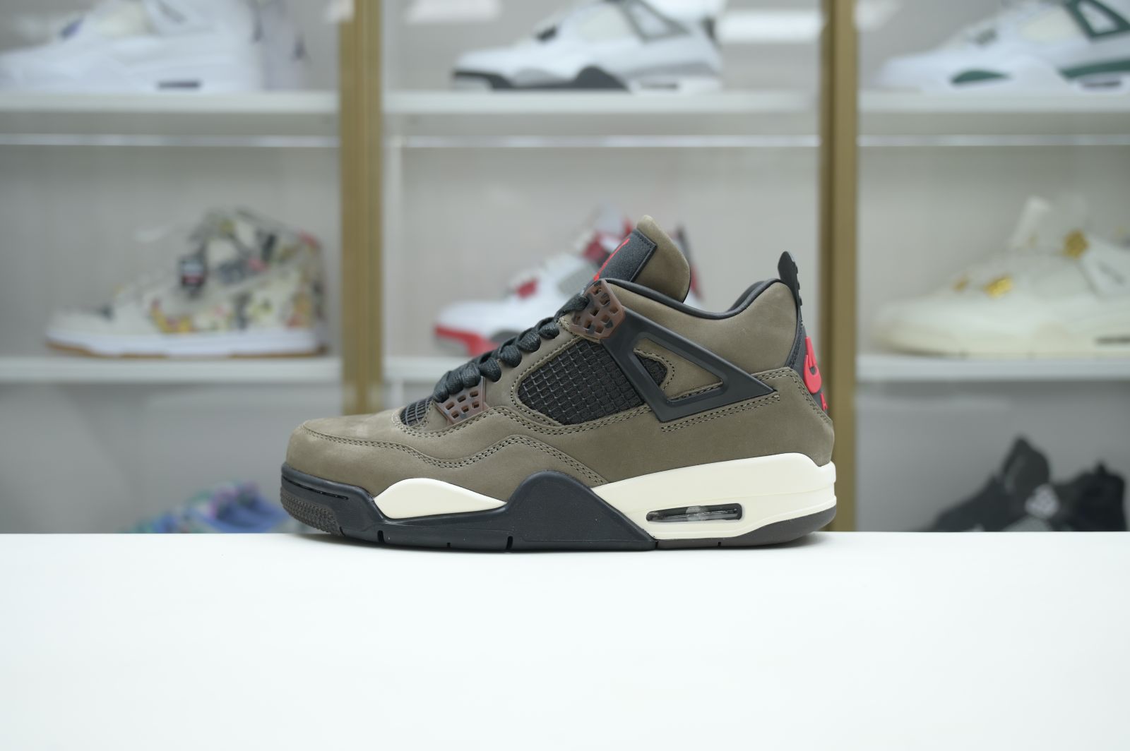 AIR JORDAN 4 RETRO COLOR