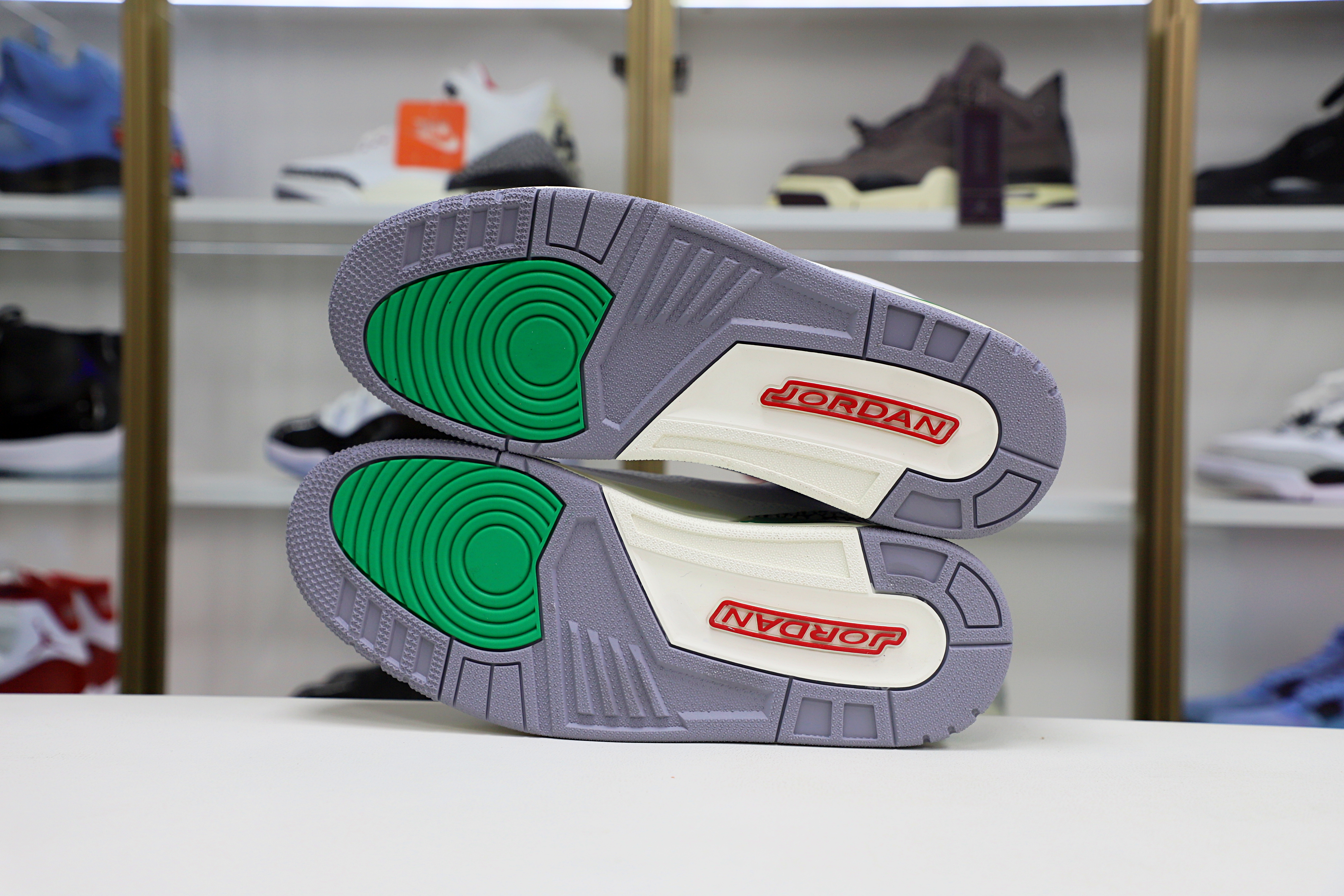 Jordan Air Jordan 3 Retro