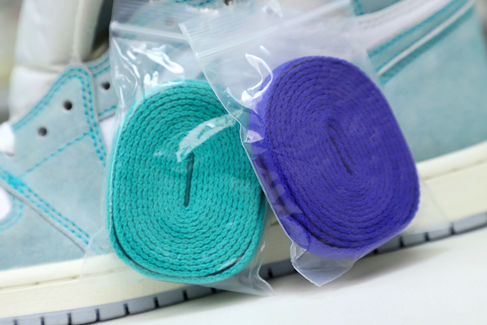 AIR JORDAN 1 RETRO HIGH OG 'TURBO GREEN'