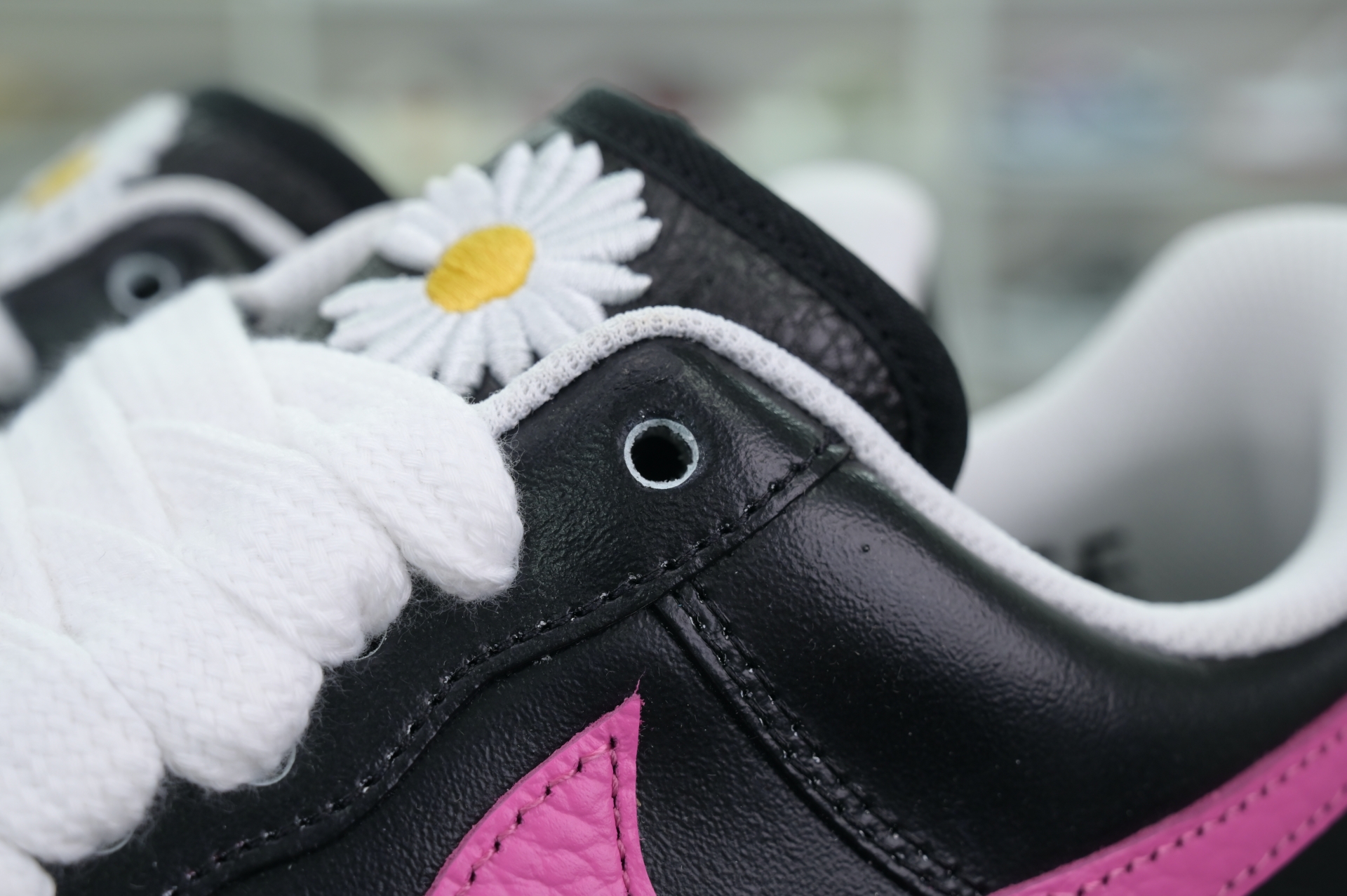 Peaceminusone x Nike Air Force 1 “Para- Noise 3.0”