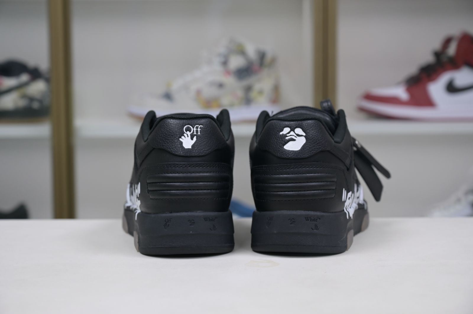 OFF-WHITE Ous Of Office