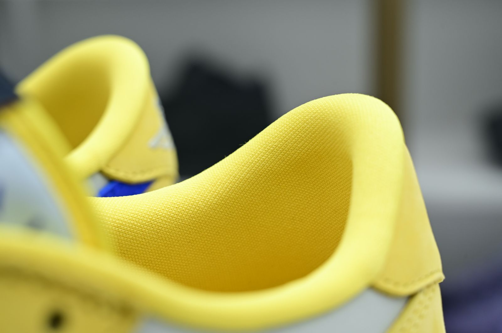 Travis Scott x Jordan Air Jordan  1 Low Canary