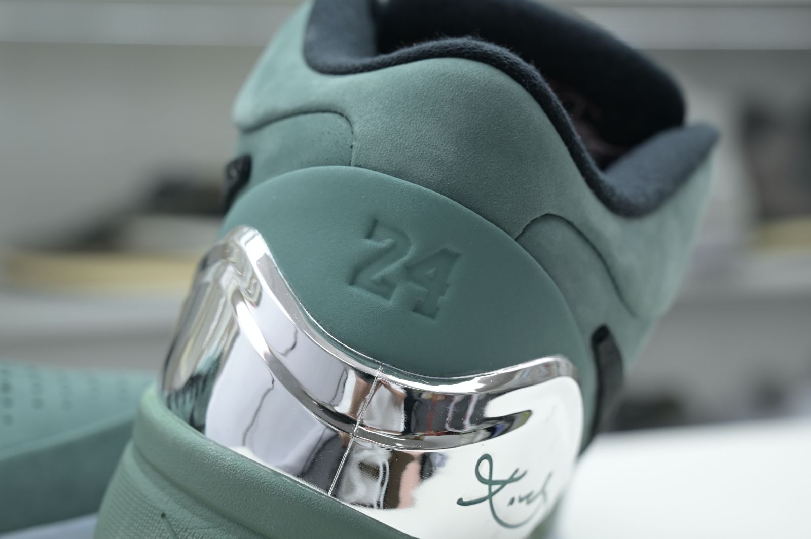 Nike Zoom Kobe 4 Protro 