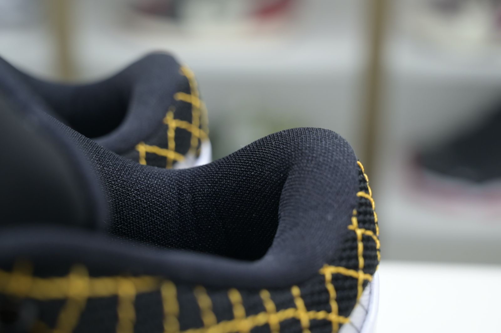 Nike Zoom Kobe 4 Protro 