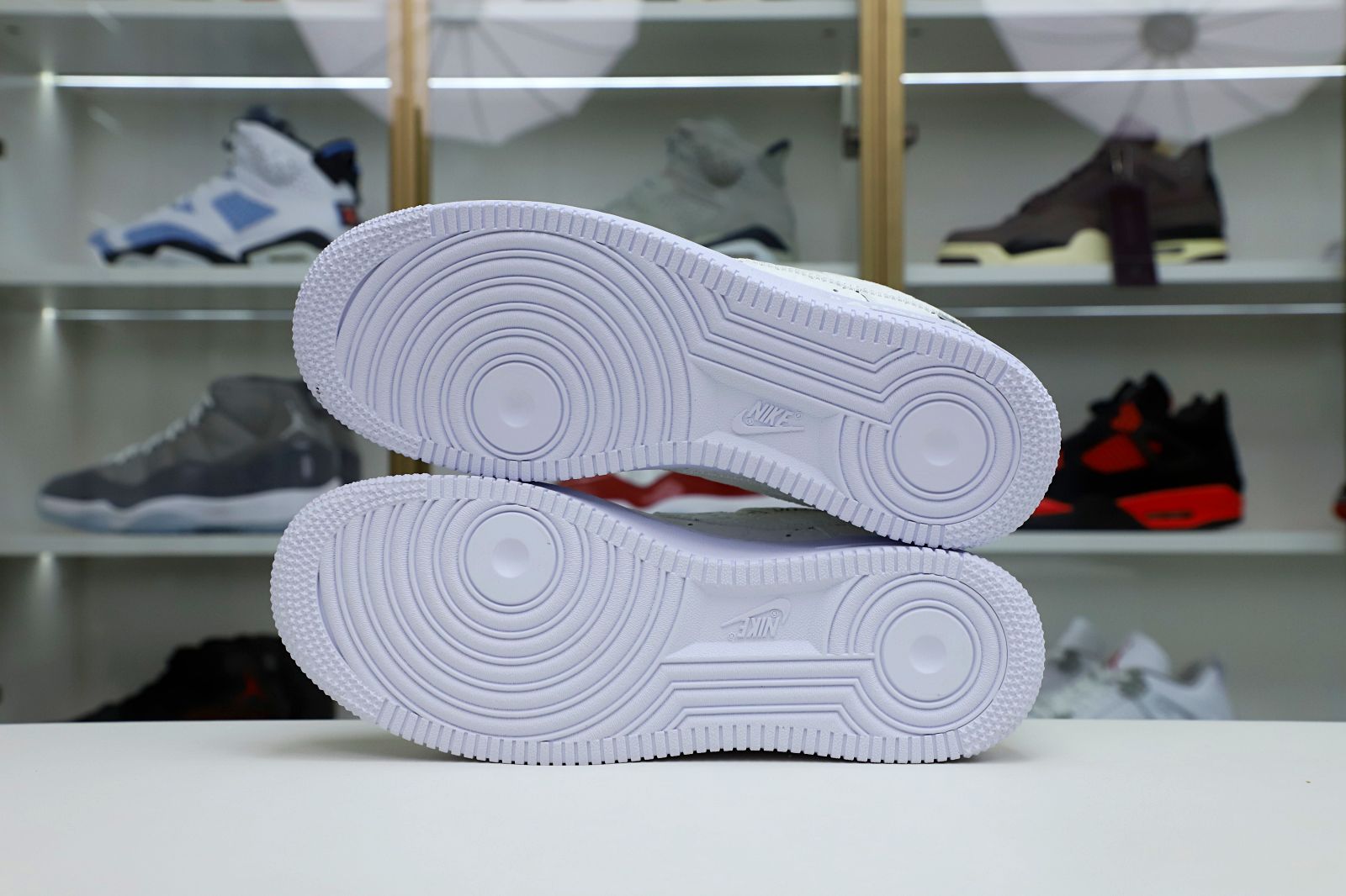 Air Force 1 Low White