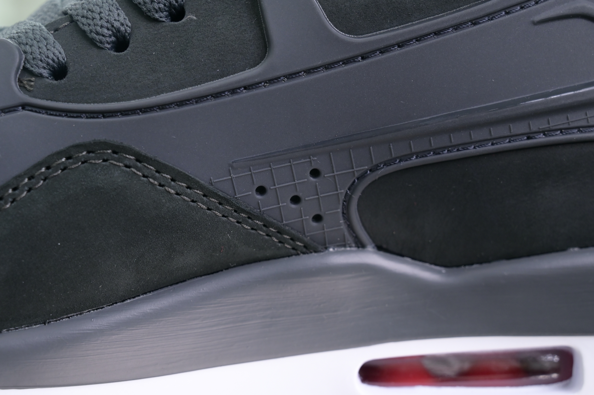 Nigel Sylvester x Jordan Air Jordan 4 RM SP “Anthracite”
