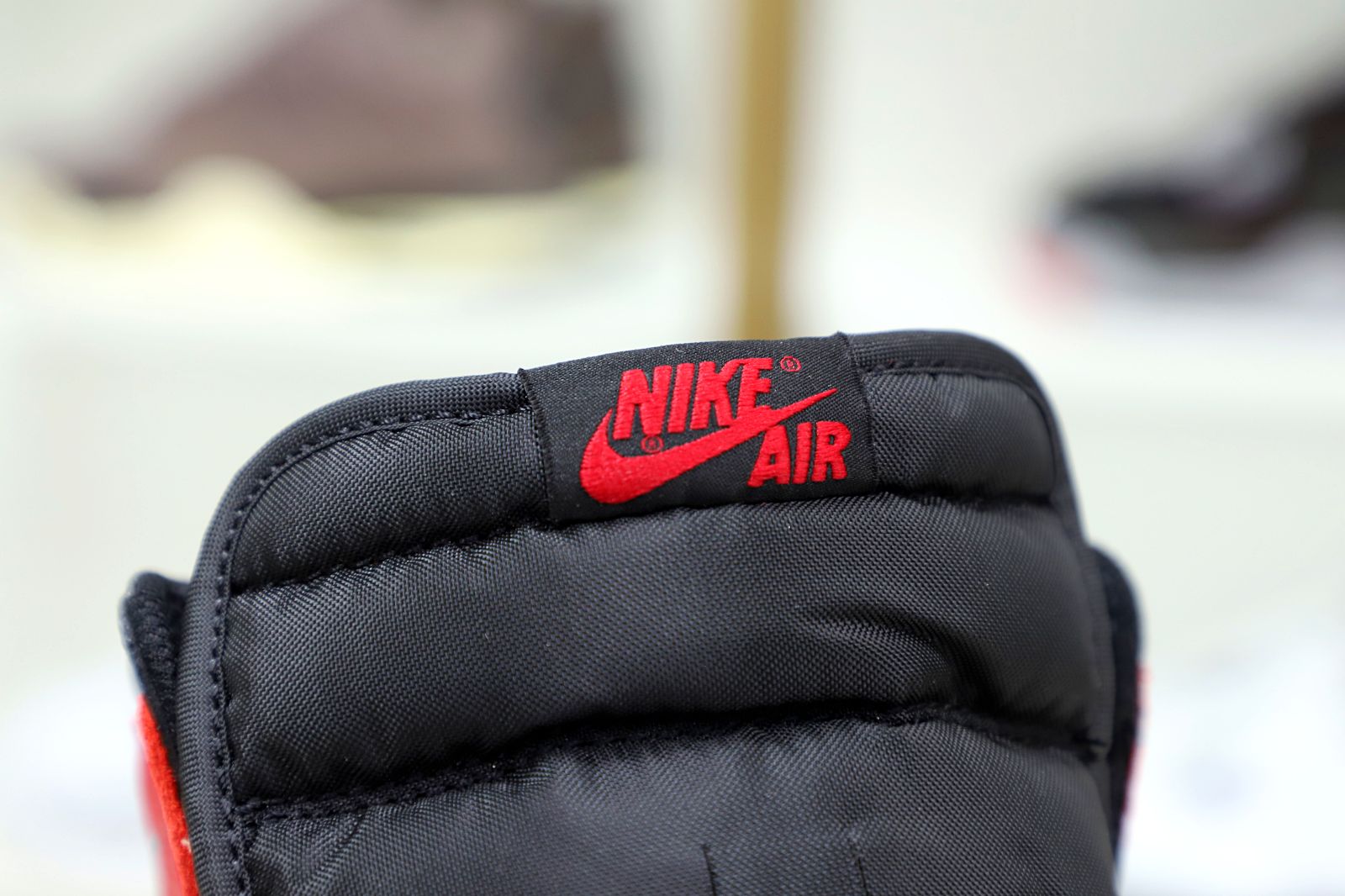 AIR JORDAN 1 RETRO HIGH OG 'BRED TOE'