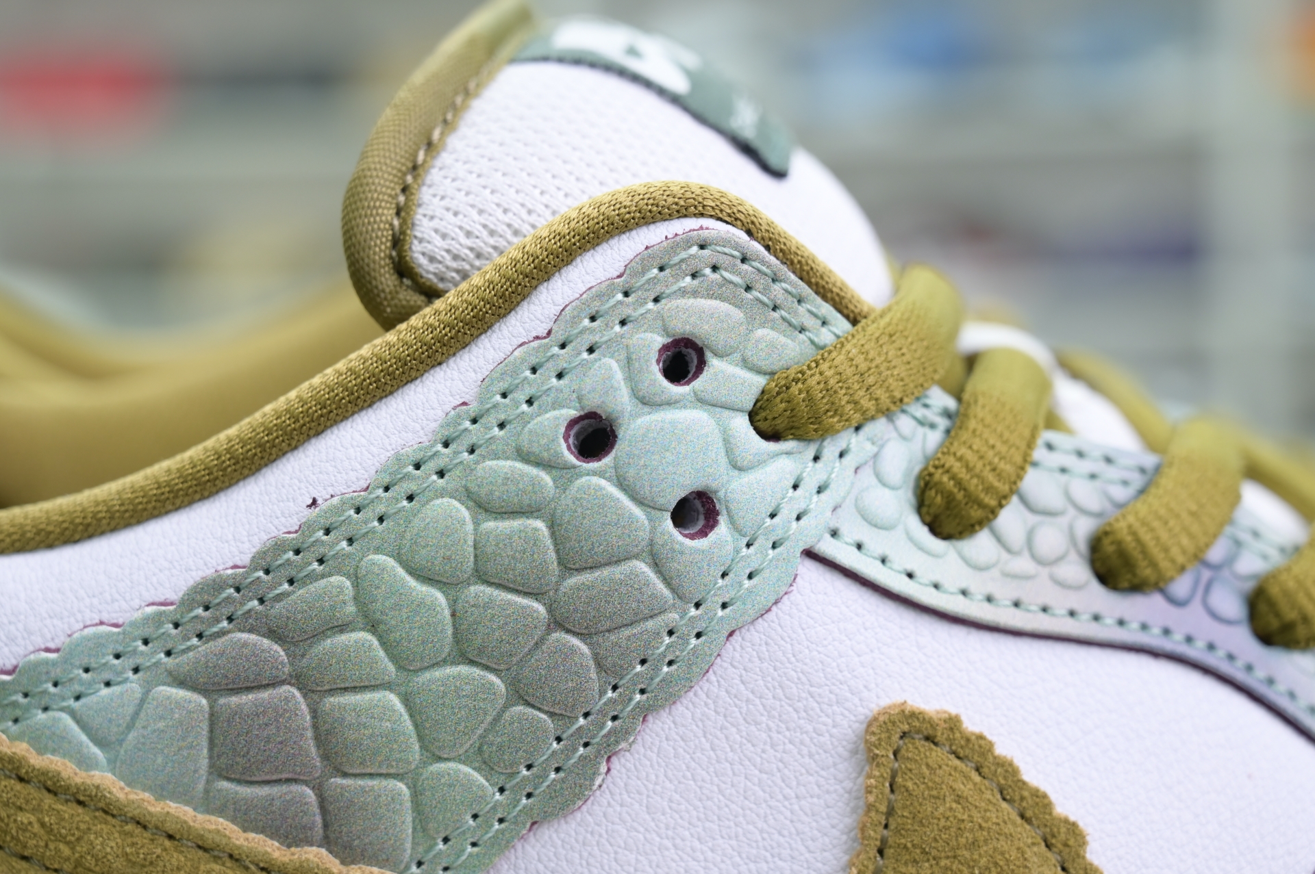 Alexis Sablone x Nike Dunk SB Low