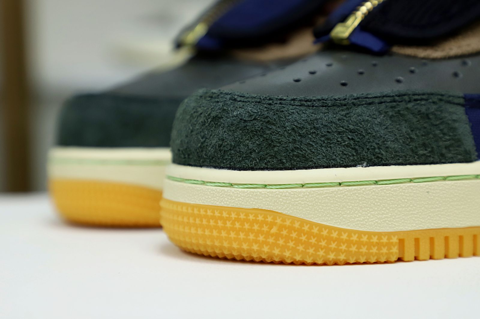 TRAVIS SCOTT X AIR FORCE 1 LOW 'CACTUS