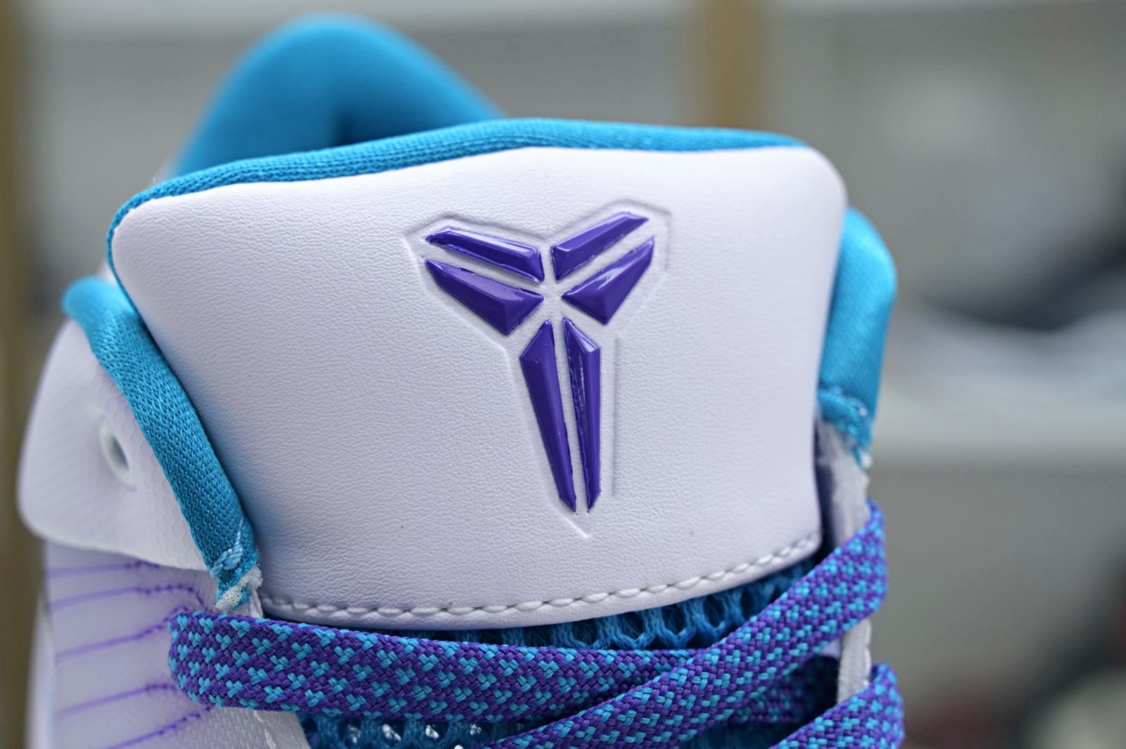 Nike Zoom Kobe 4 Protro 