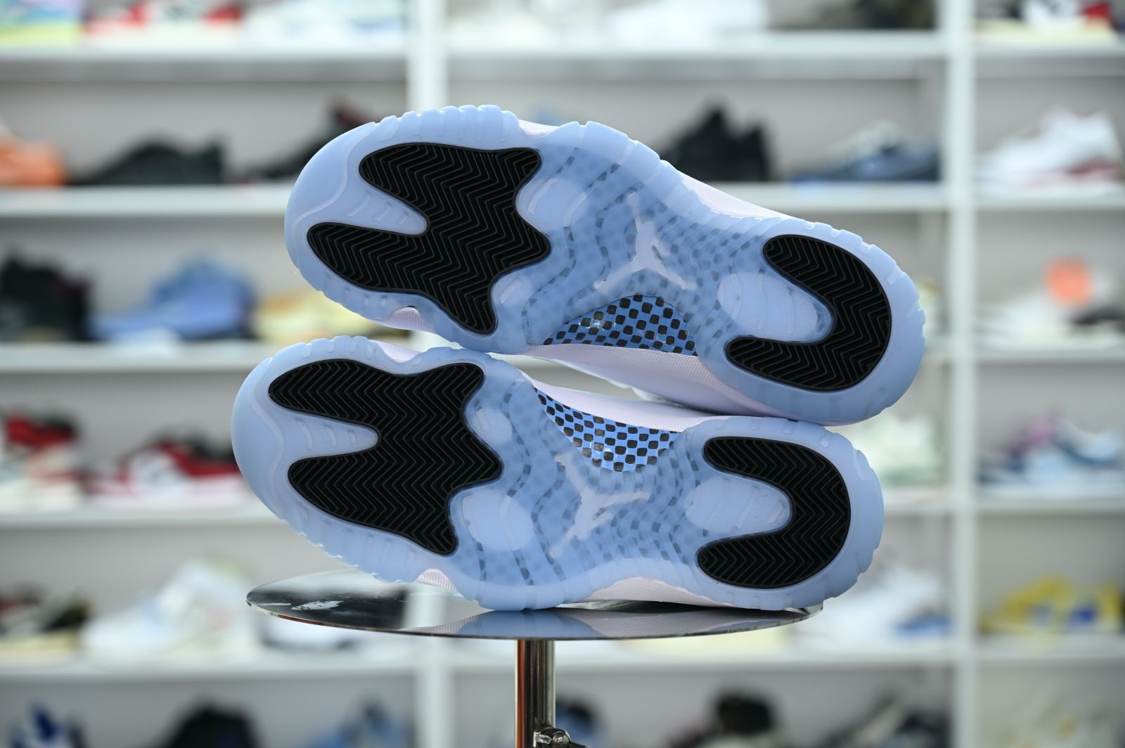 Jordan Air Jordan 11“Legend Blue” 2024