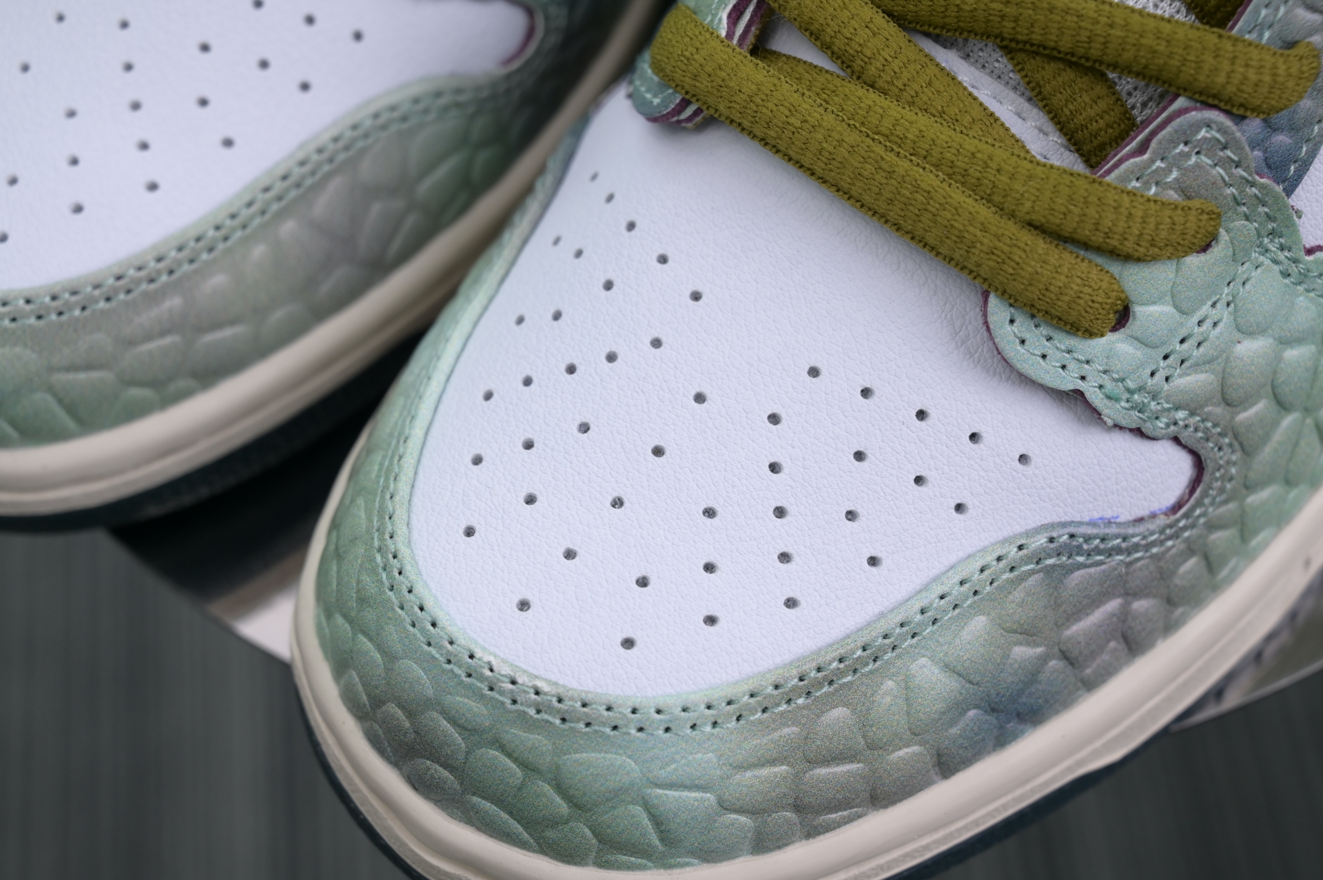 Alexis Sablone x Nike Dunk SB Low