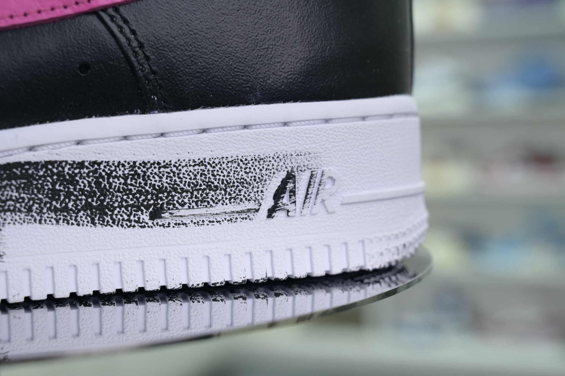 Peaceminusone x Nike Air Force 1 “Para- Noise 3.0”