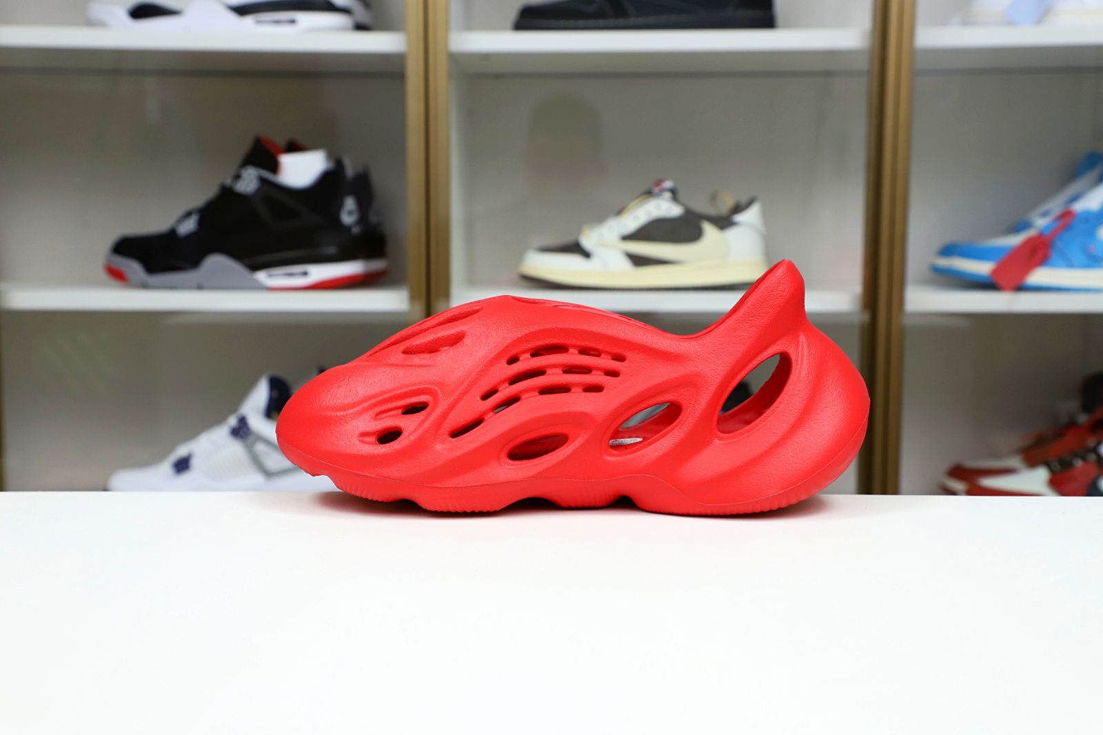 YEEZY FOAM RUNNER 'VERMILION'