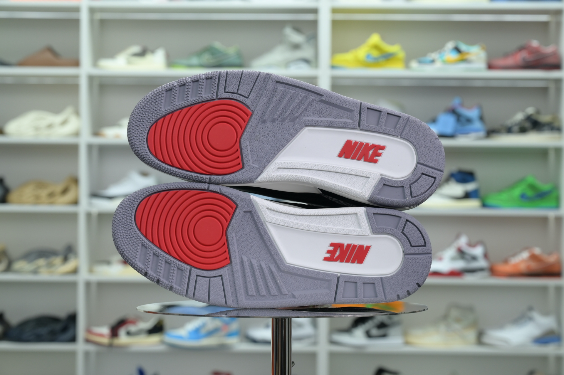 Air Jordan 3“Black Cement Reimagined”