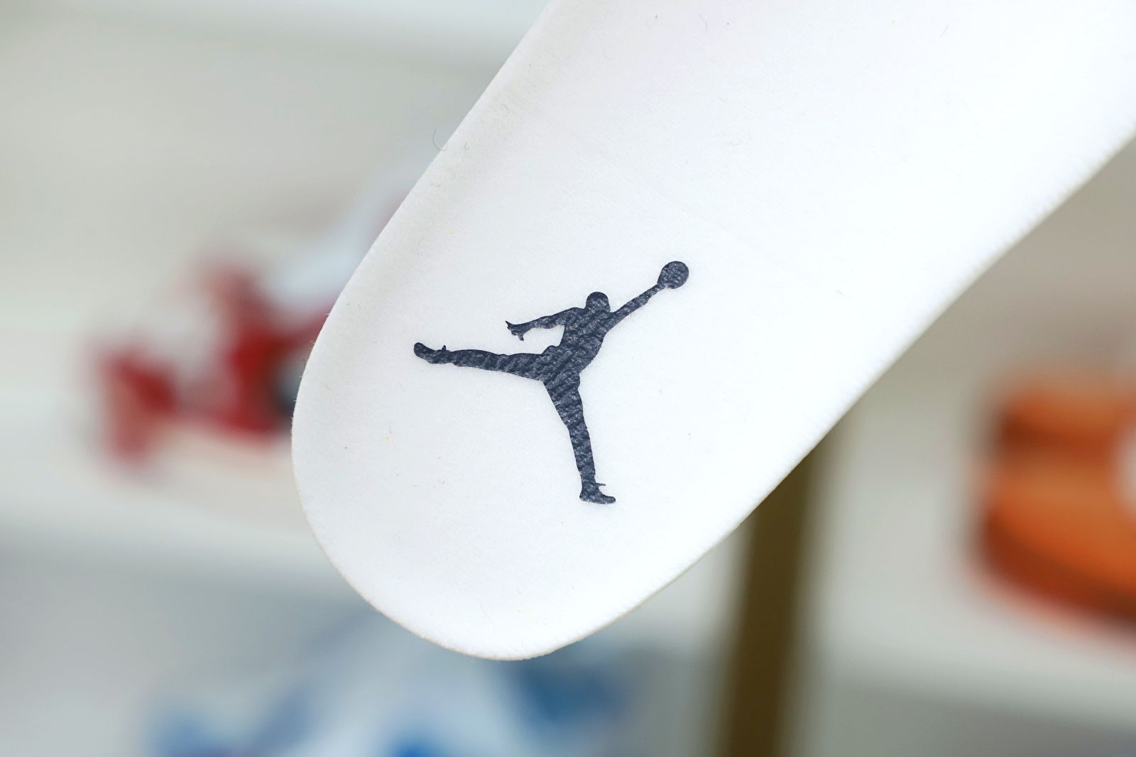 FRAGMENT DESIGN X AIR JORDAN 3 RETRO SP 'WHITE'