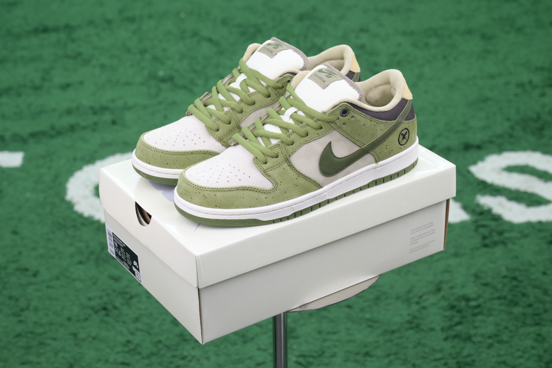 Yuto Horigome x Nike Dunk SB Asparagus