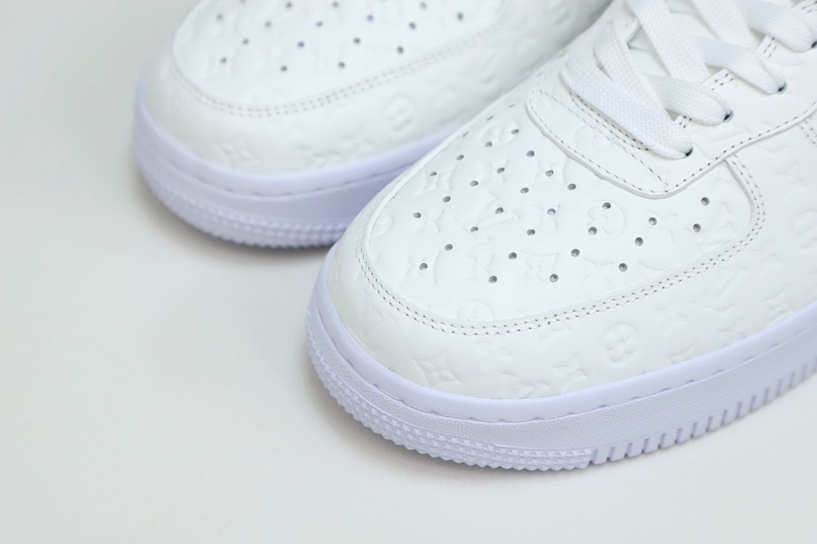 Air Force 1 Low White