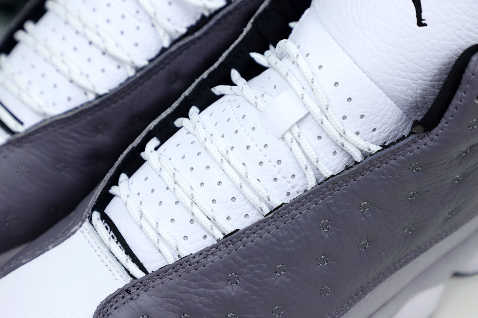 AIR JORDAN 13 RETRO 'ATMOSPHERE GREY' -414571-016