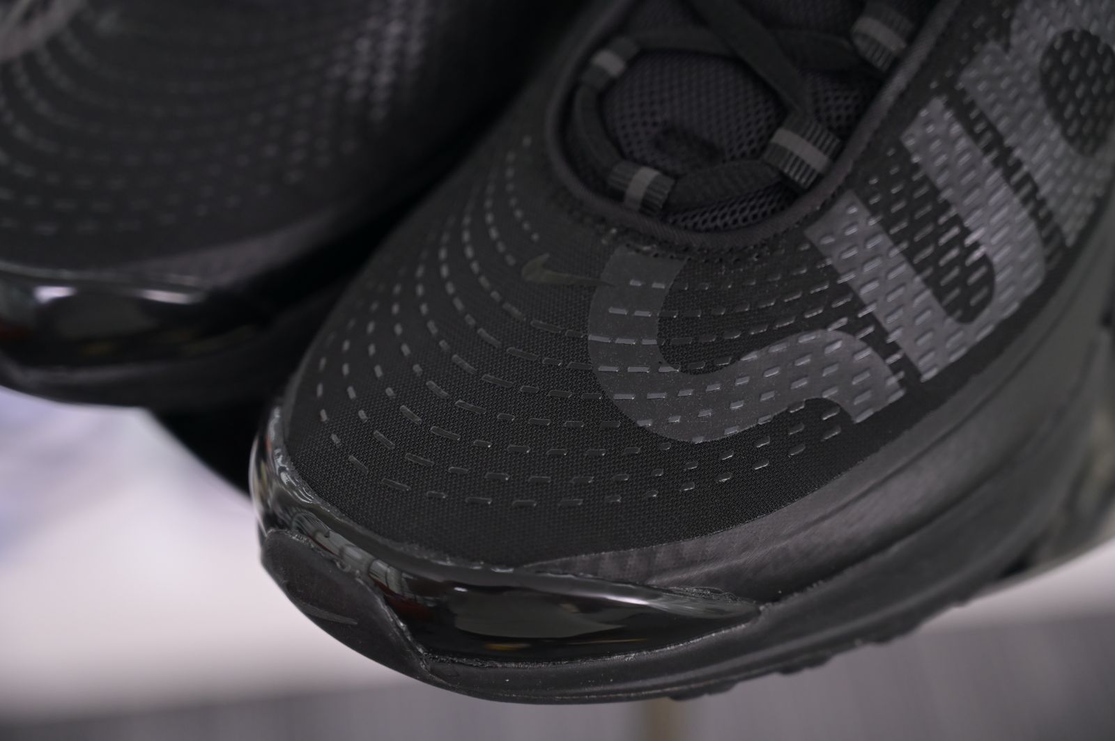 Supreme x Nike Air Max Dn