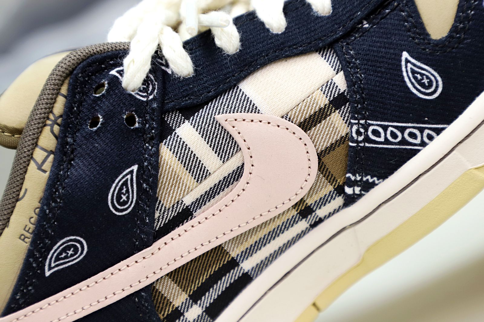 TRAVIS SCOTT X DUNK LOW PREMIUM QS SB 'CACTUS JACK'