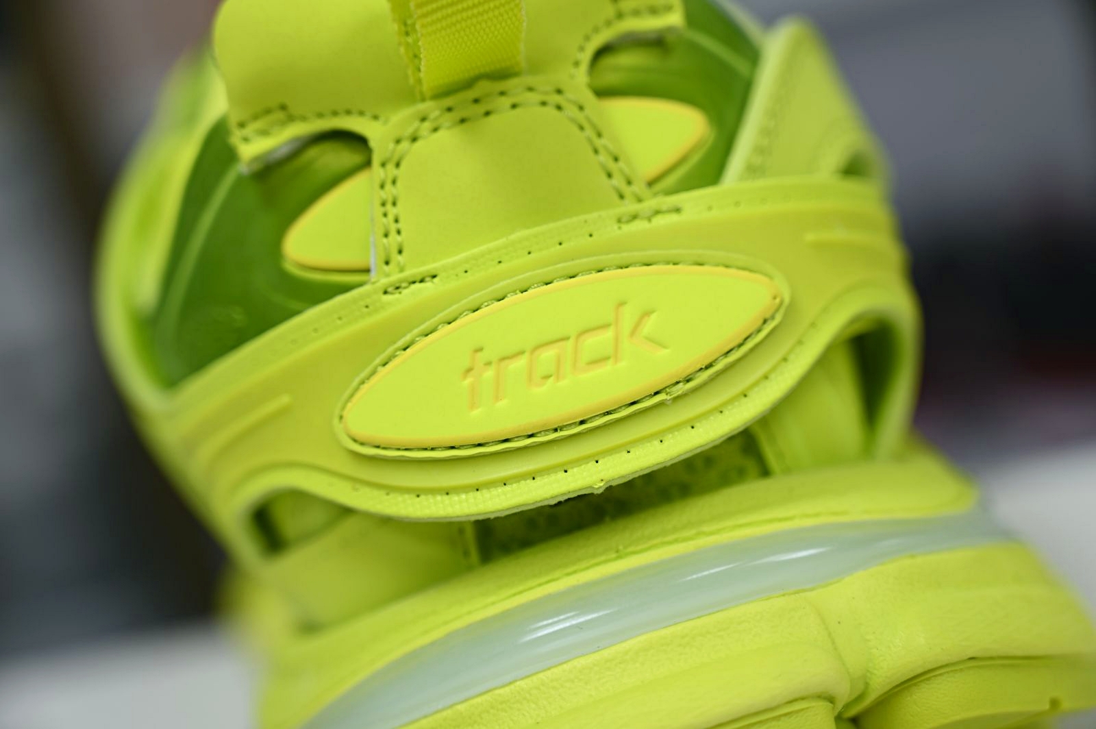 Balenciaga  Track（LED）