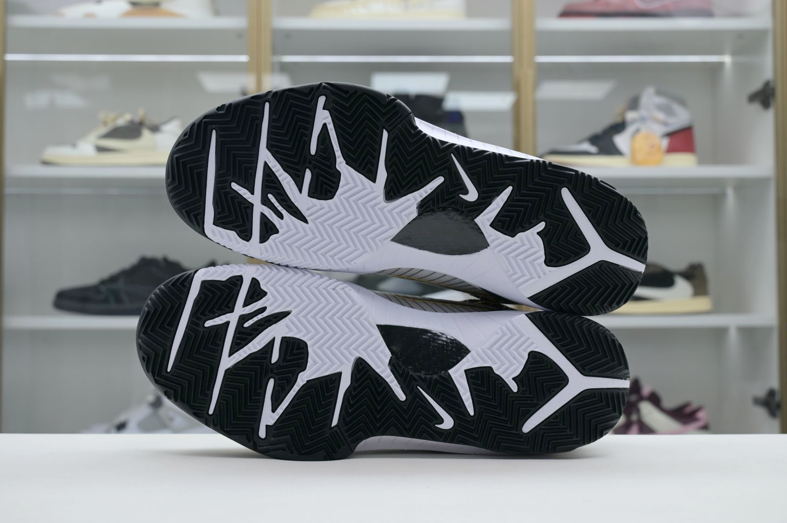 Nike Zoom Kobe 4 Protro 