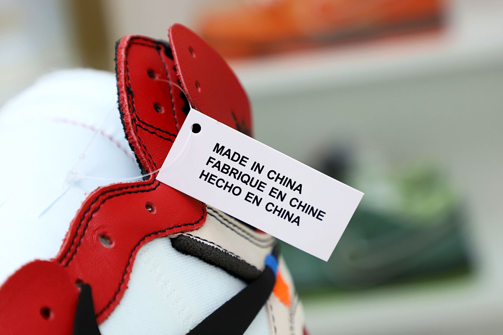 OFF-WHITE X AIR JORDAN 1 RETRO HIGH OG 'CHICAGO'