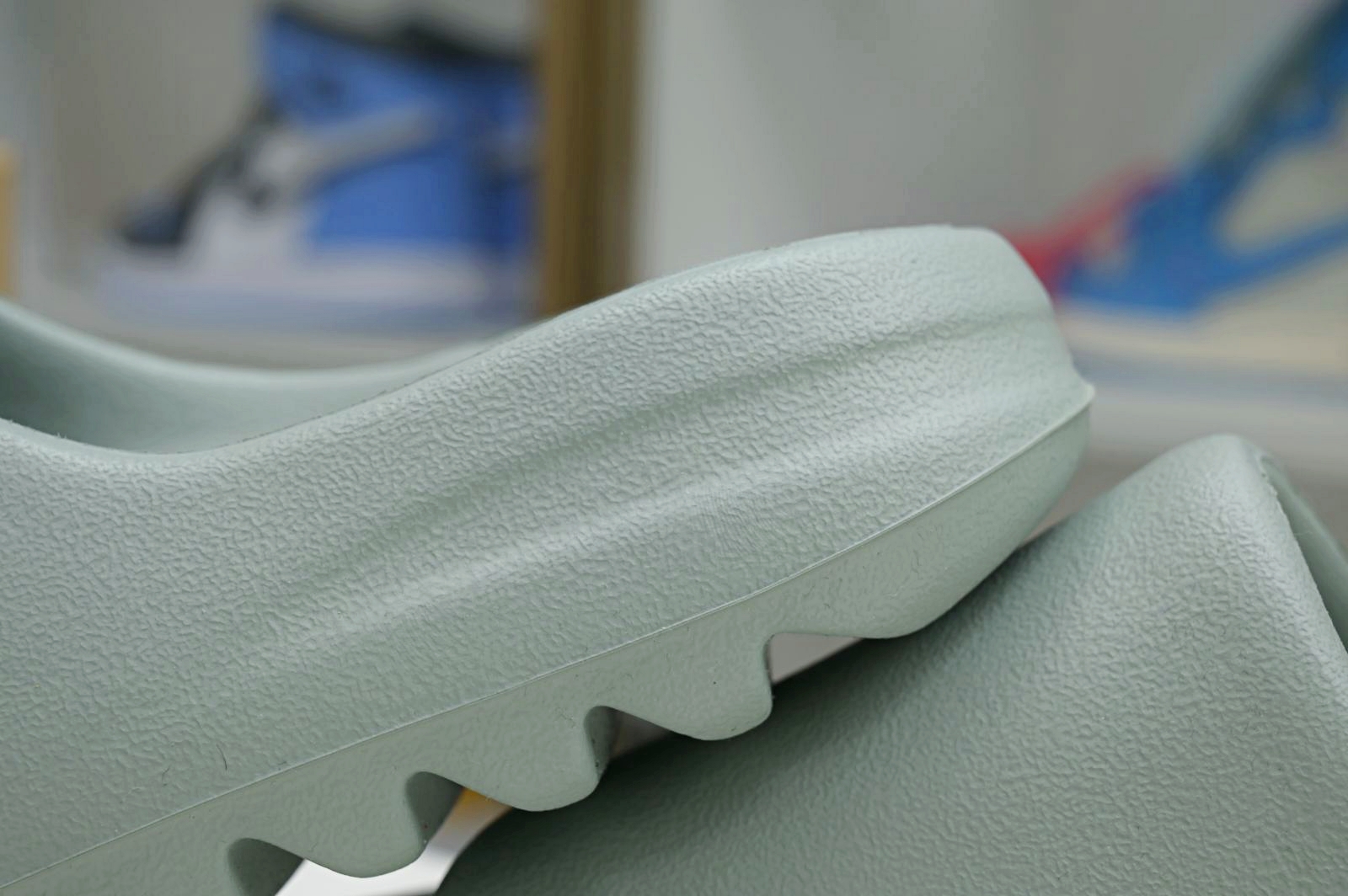 adidas originals Yeezy Slide Salt