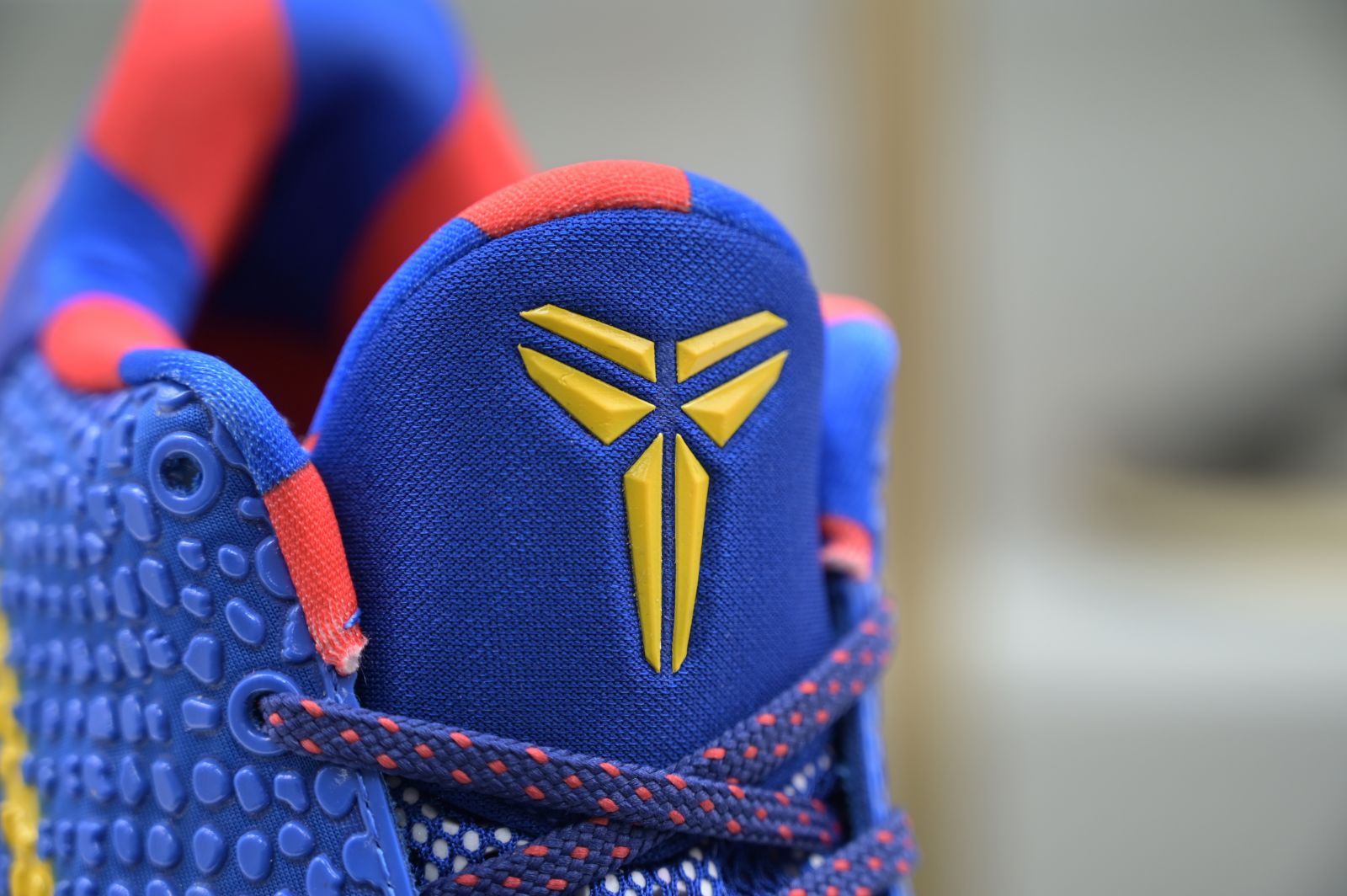 Nike Zoom Kobe 6  FC Barcelona Home