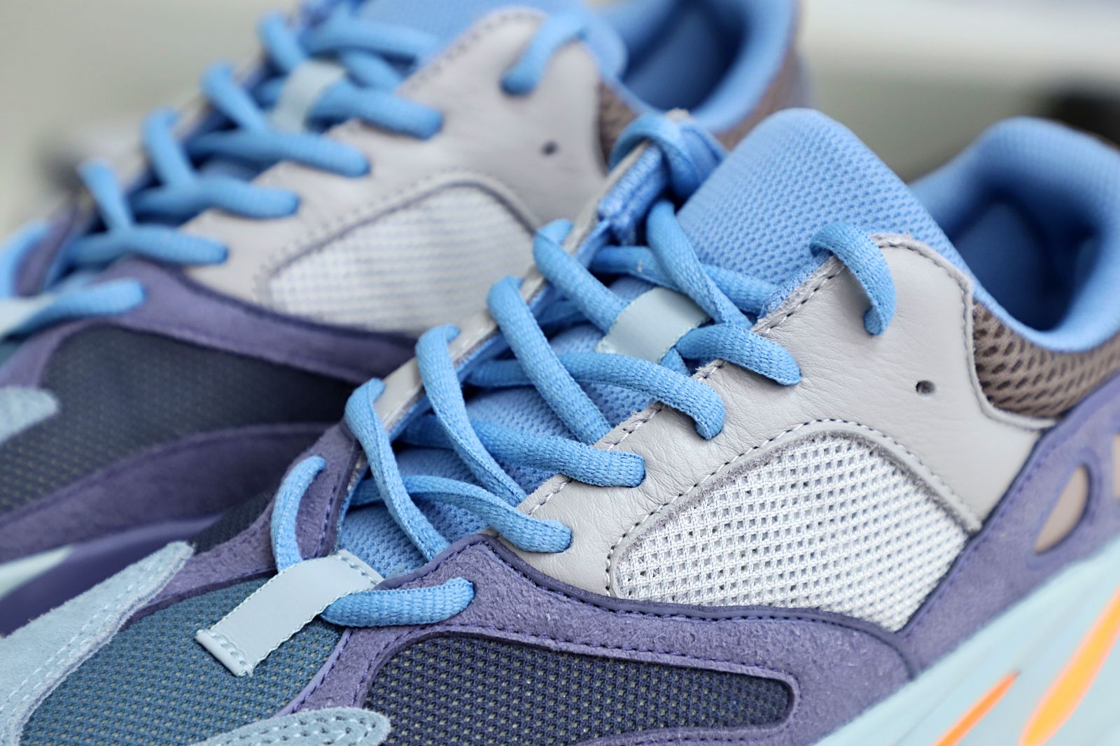 YEEZY BOOST 700 'CARBON BLUE'