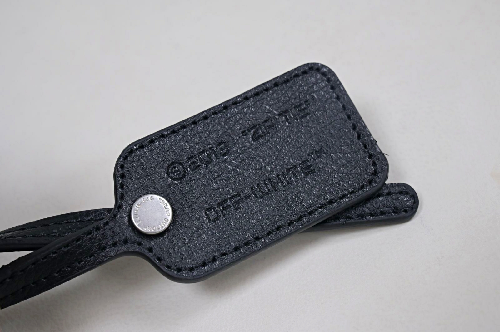 OFF-WHITE Ous Of Office