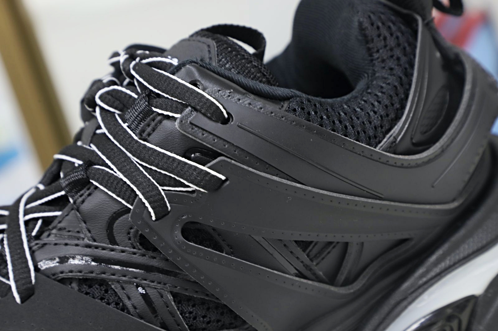 Balenciaga  Track（LED）