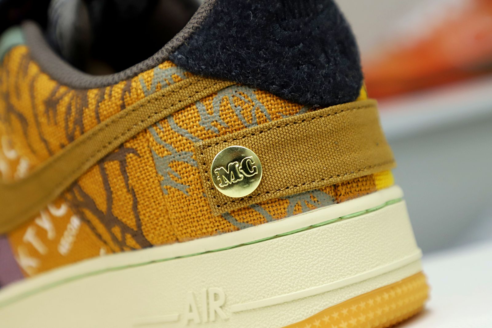 TRAVIS SCOTT X AIR FORCE 1 LOW 'CACTUS