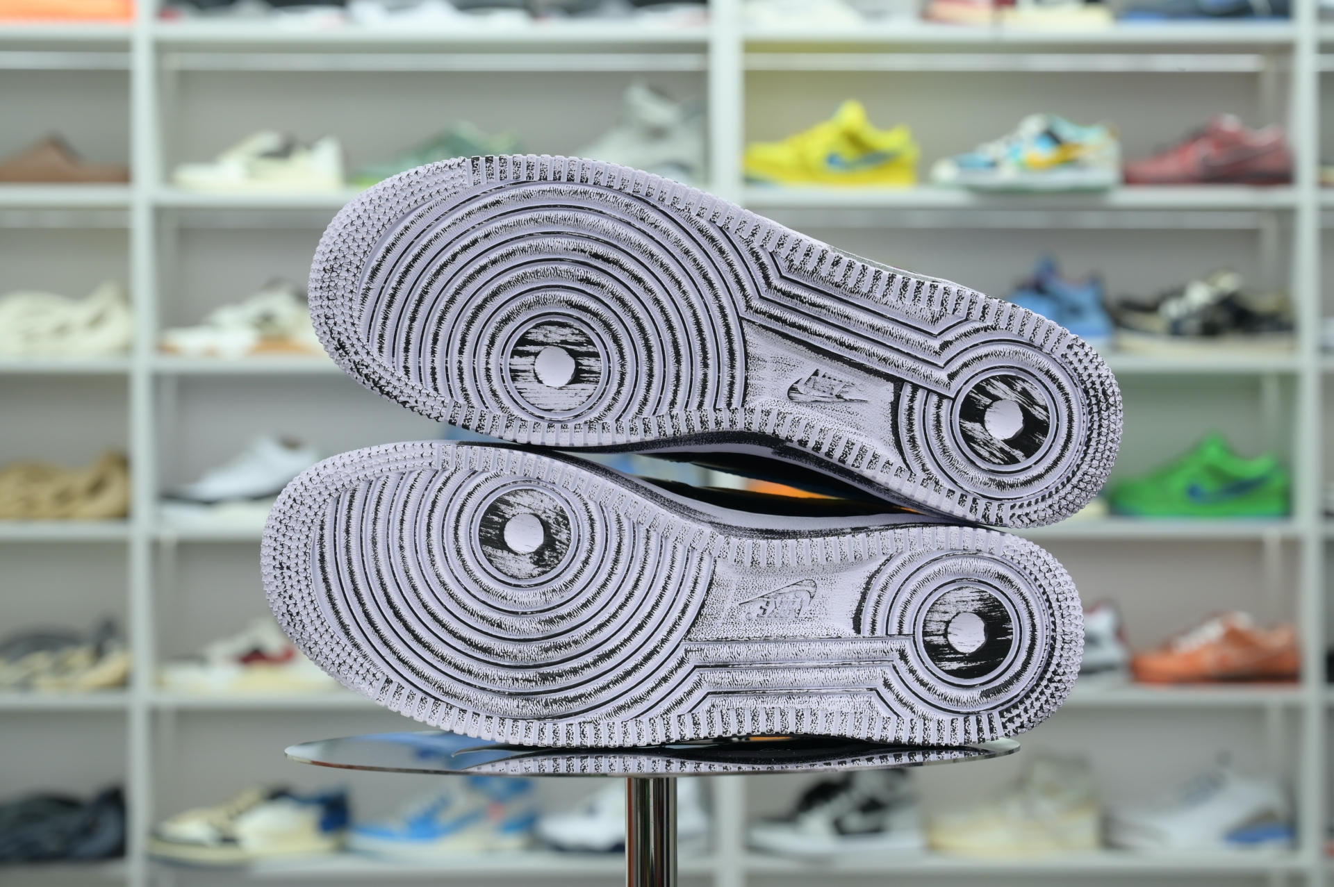 Peaceminusone x Nike Air Force 1 “Para- Noise 3.0”