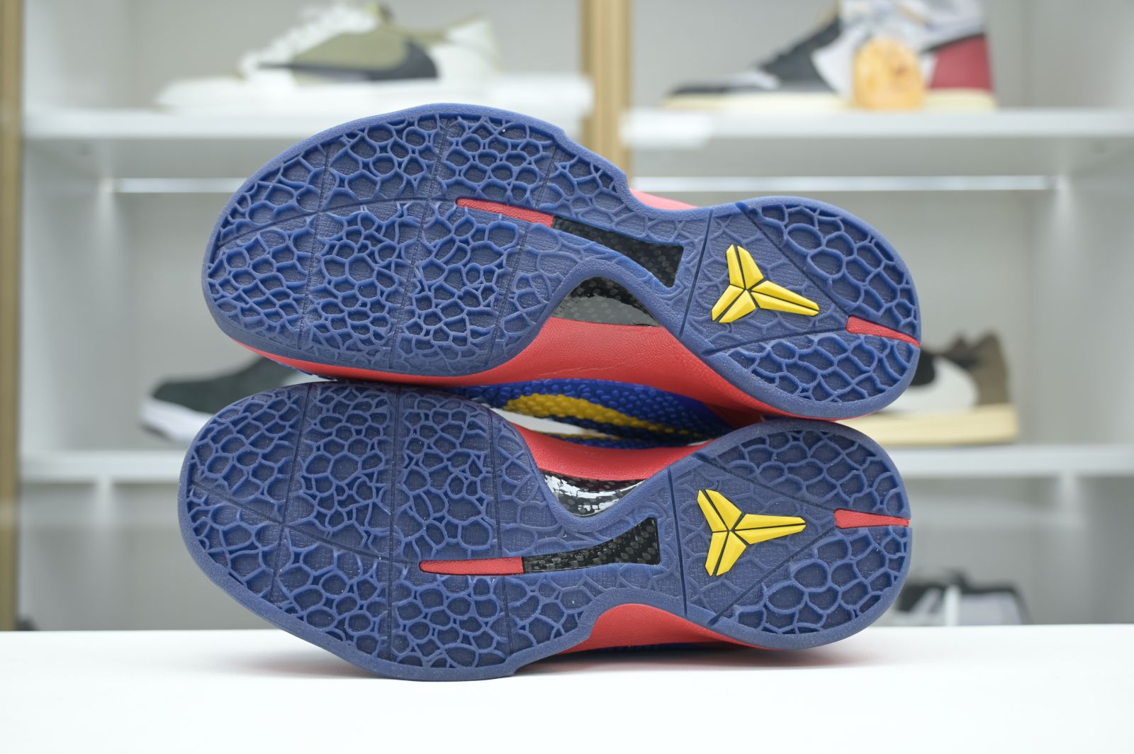 Nike Zoom Kobe 6  FC Barcelona Home