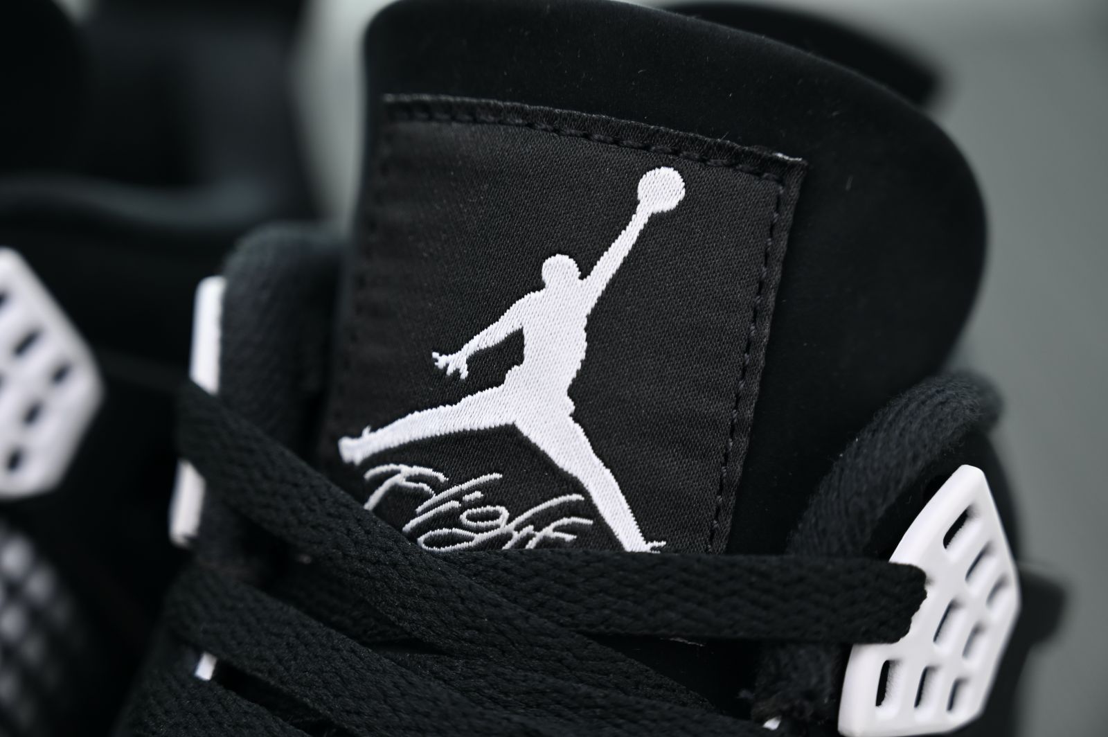 Jordan Air Jordan 4 Retro 