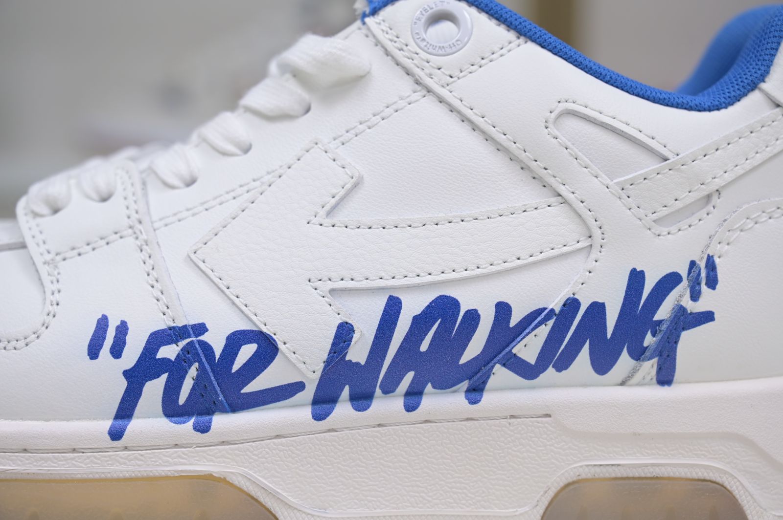 OFF-WHITE Ous Of Office