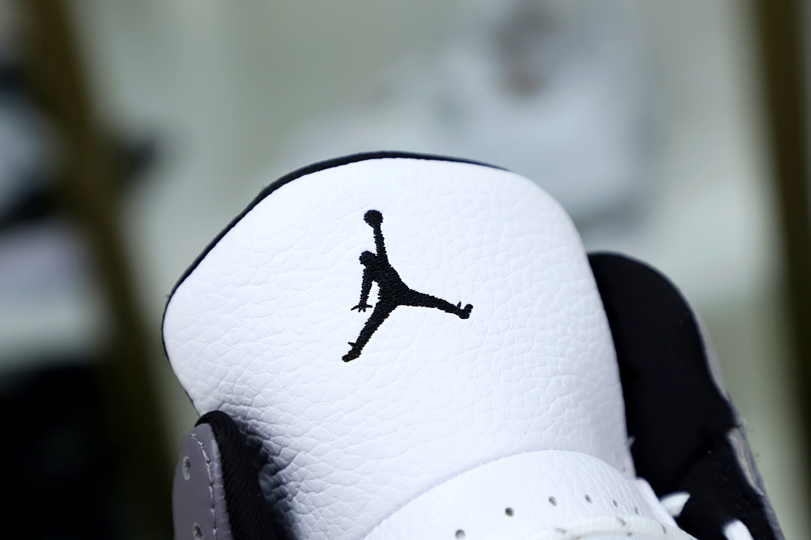 AIR JORDAN 13 RETRO 'ATMOSPHERE GREY' -414571-016