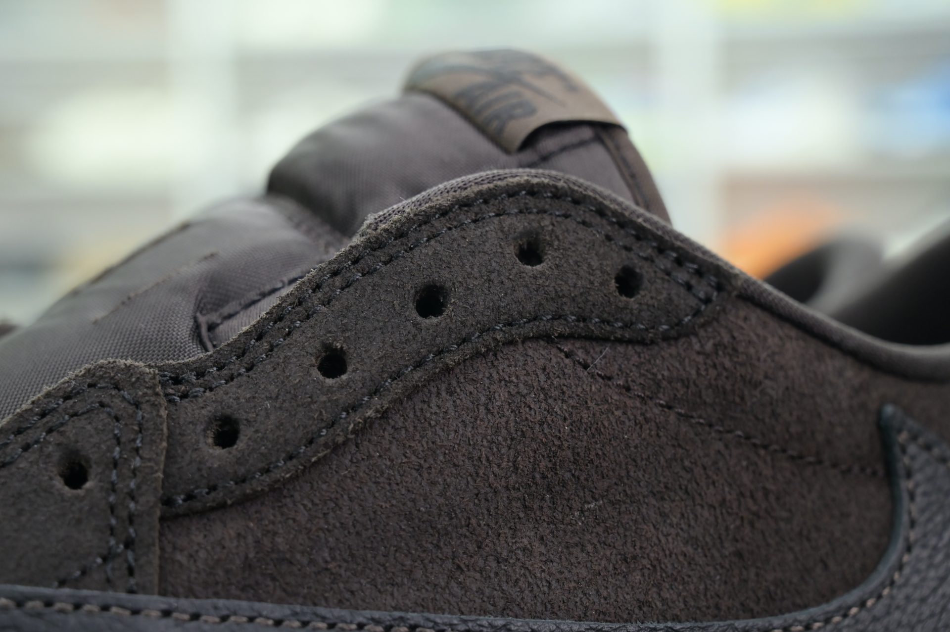 Travis Scott x Jordan Air Jordan 1 Low OG“Velvet Brown”