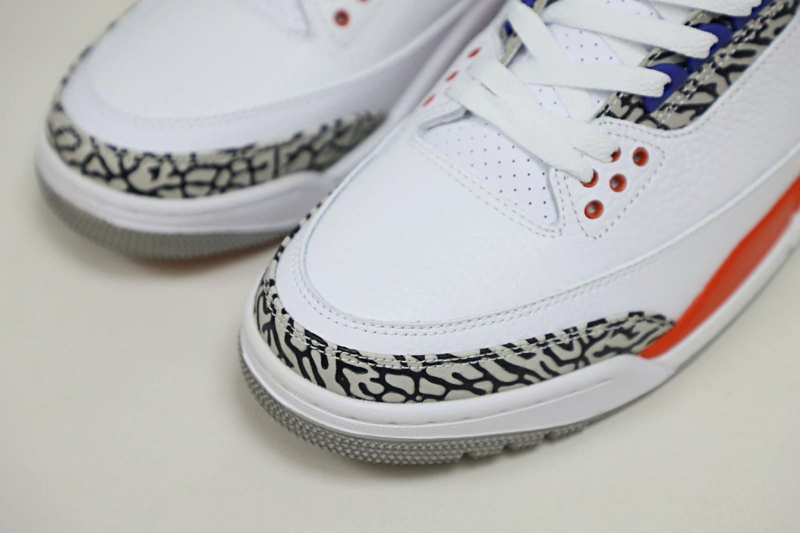 AIR JORDAN 3 RETRO 'KNICKS'