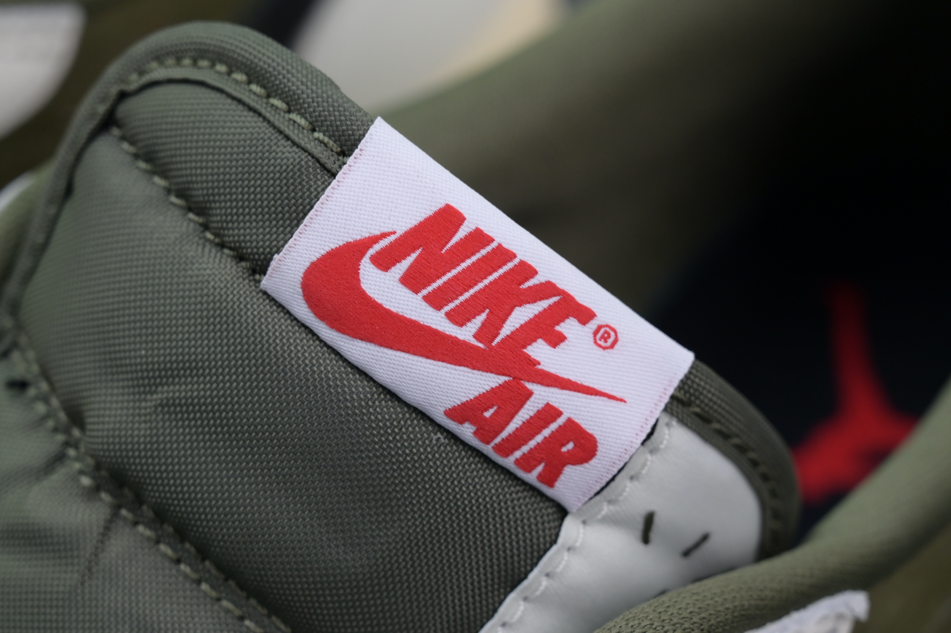 Travis Scott x Jordan Air Jordan 1 Low OG “Medium Olive”