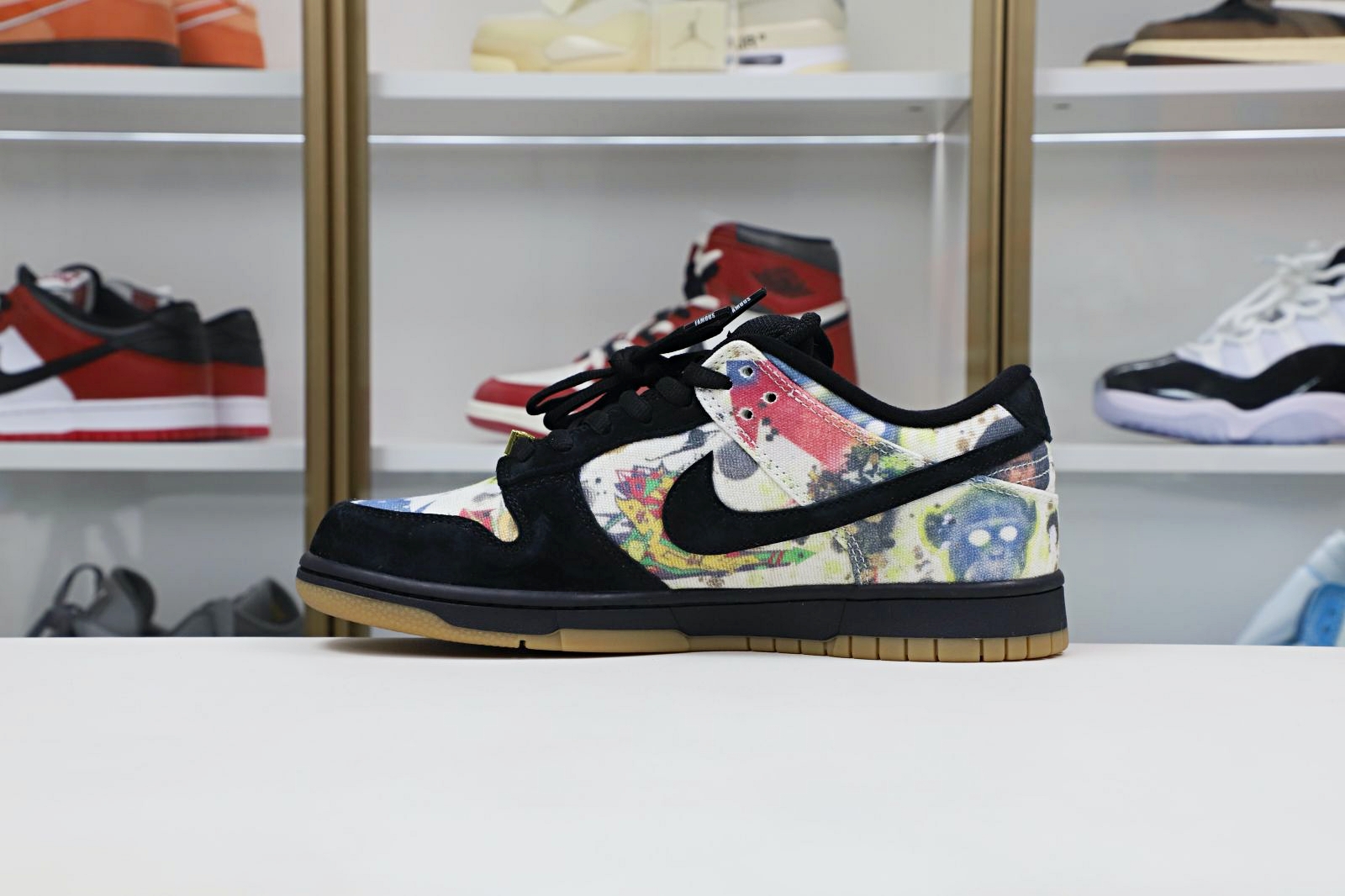 Supreme x Nike SB DunkLow