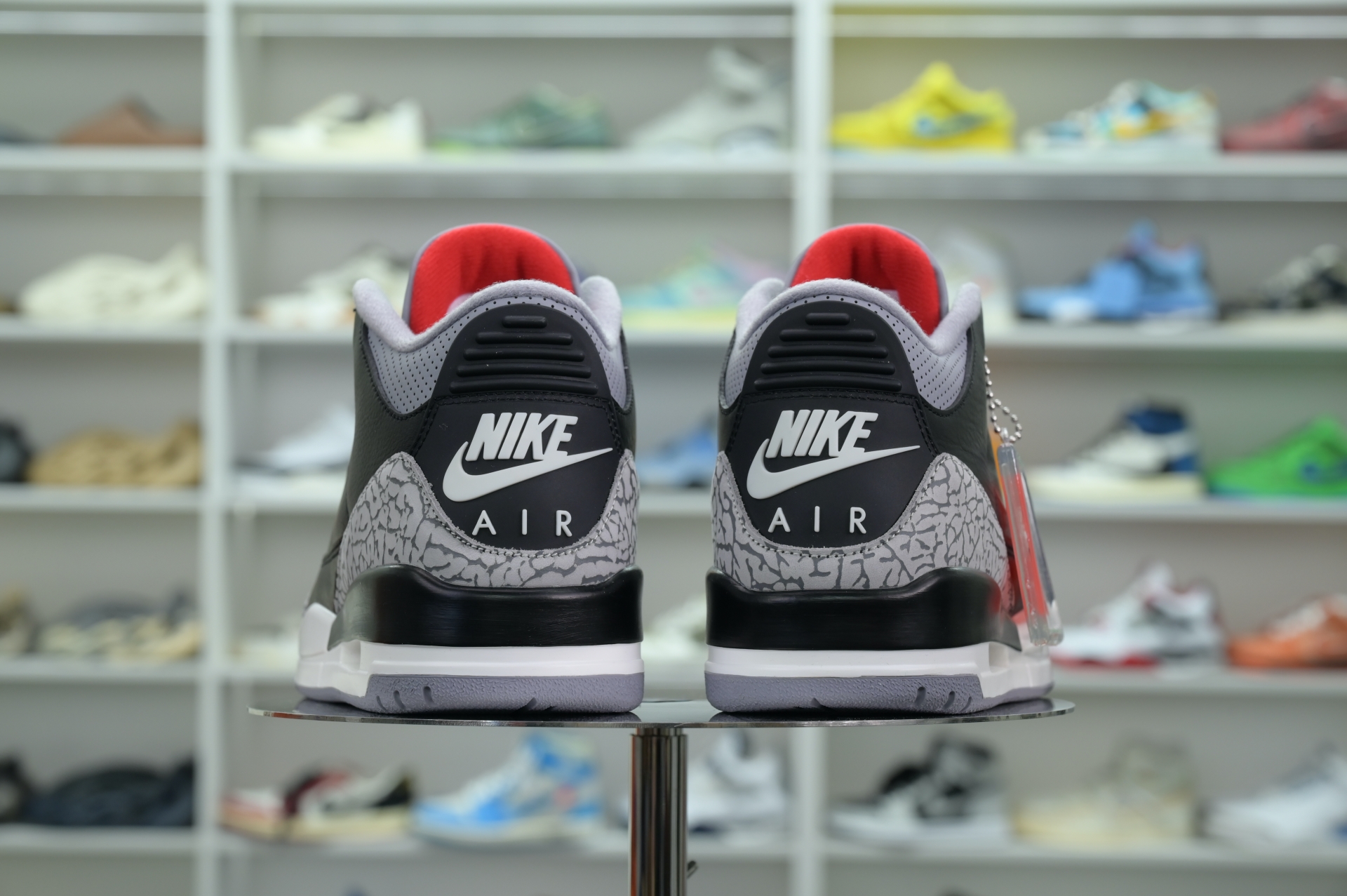 Air Jordan 3“Black Cement Reimagined”