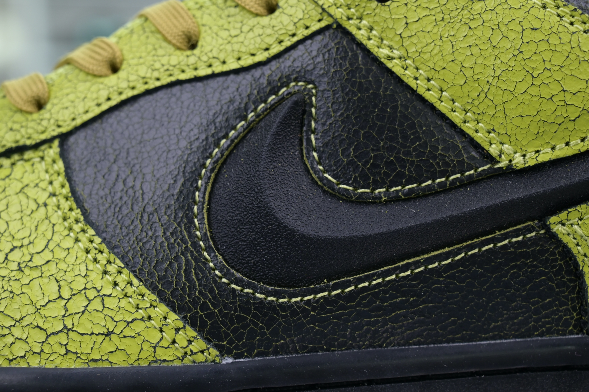 Nike Dunk Low“Halloween”