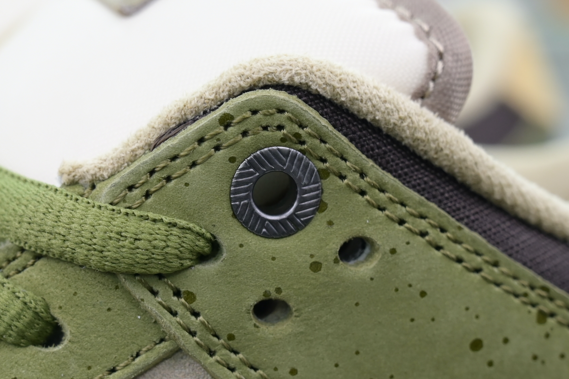 Yuto Horigome x Nike Dunk SB Asparagus