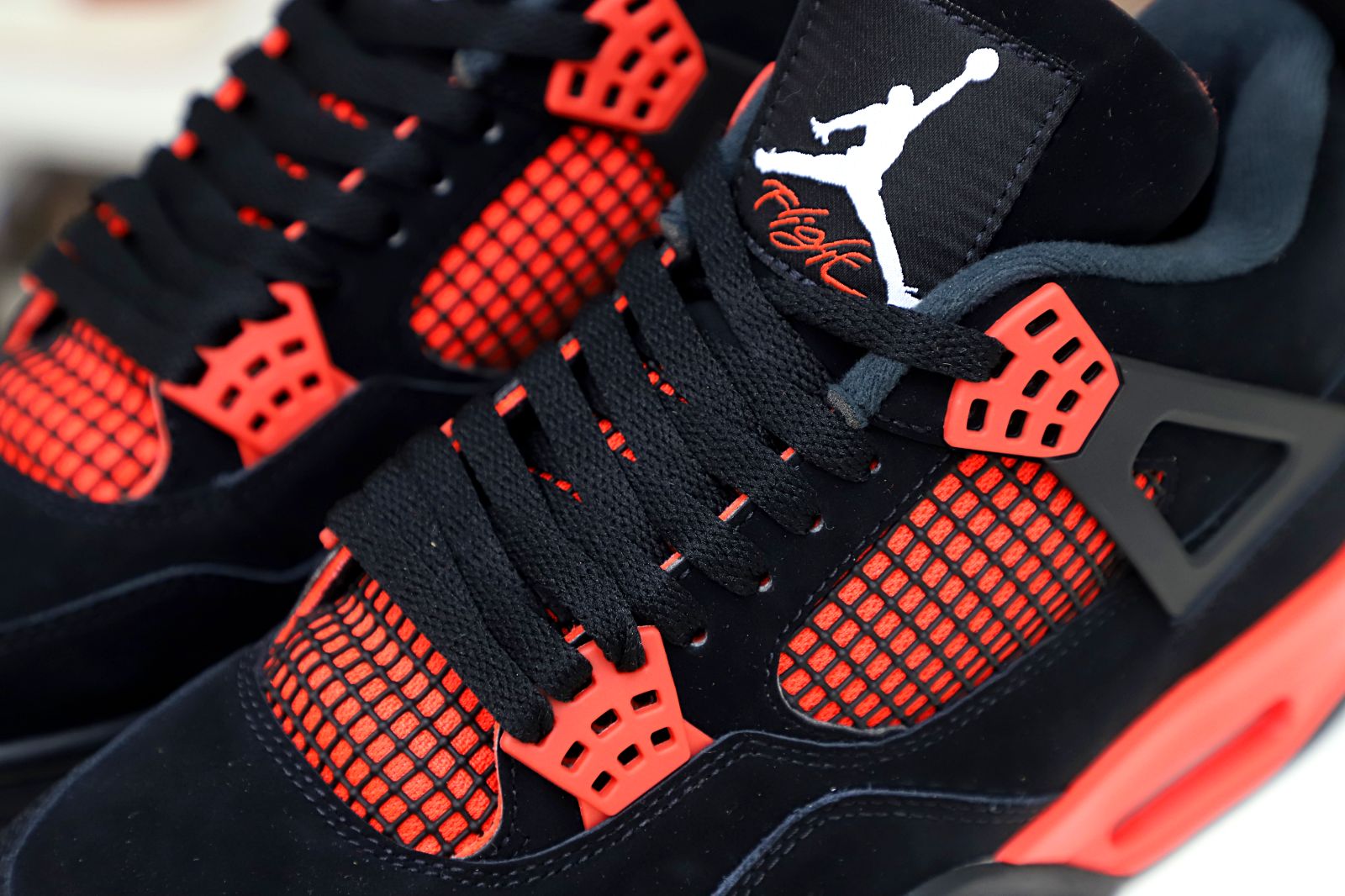 AIR JORDAN 4 RETRO 'RED THUNDER'