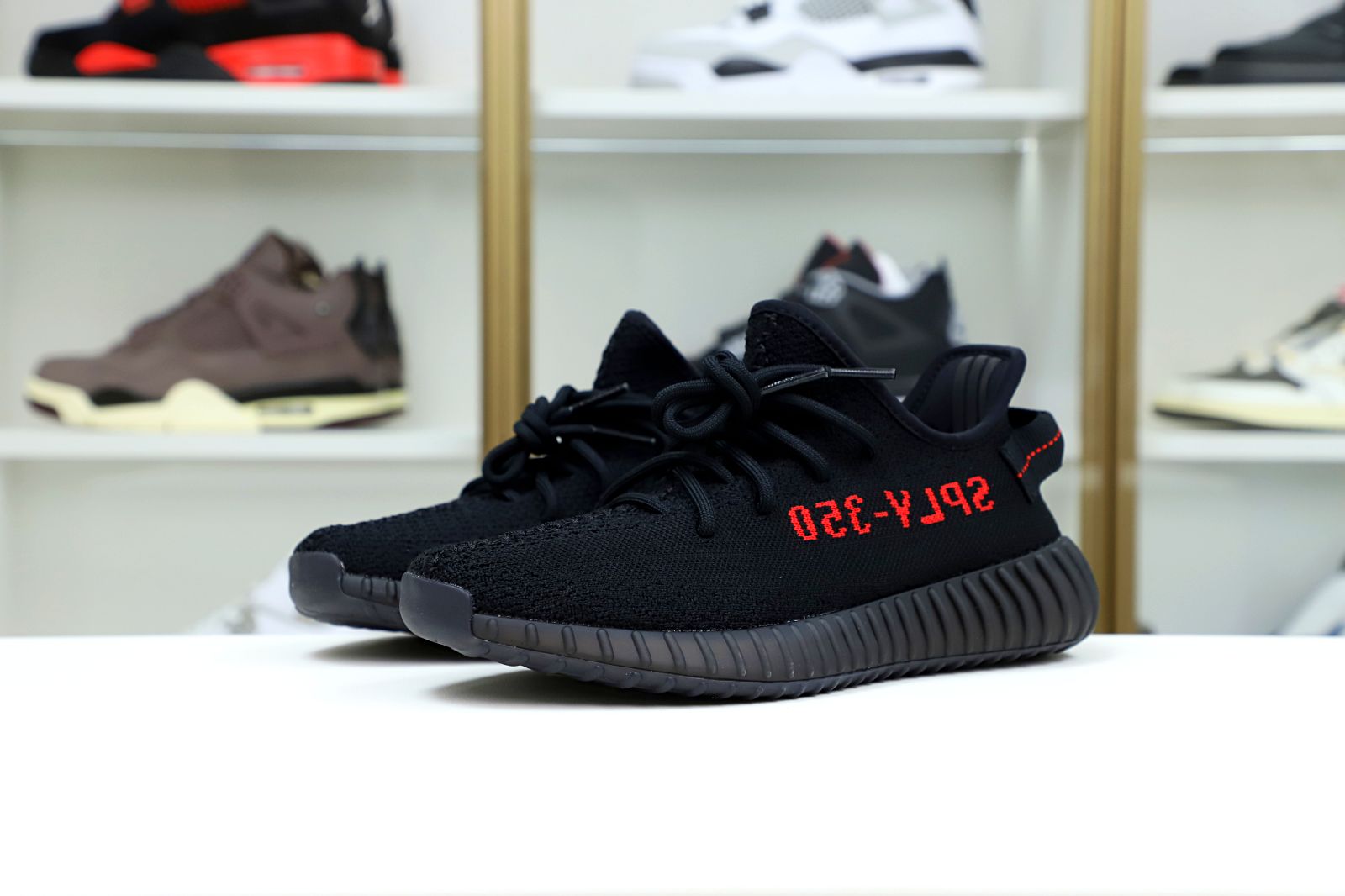 YEEZY BOOST 350 V2 'BRED'
