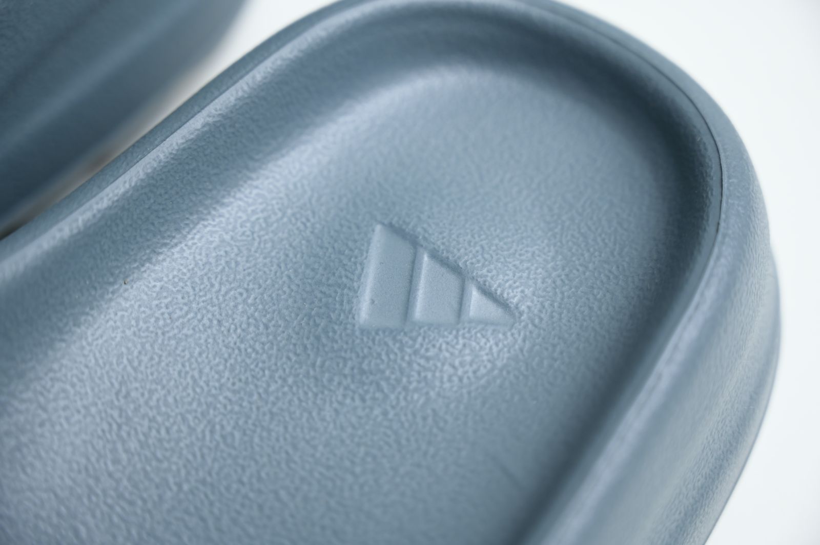 adidas originals Yeezy Slide 